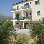Apartamento Akti Kamáres