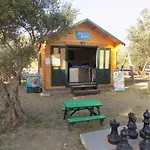 Akti * Kamáres