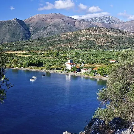 Appartamento Akti Kamáres