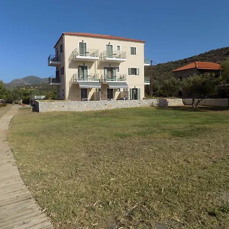 Akti Lägenhet Kamáres