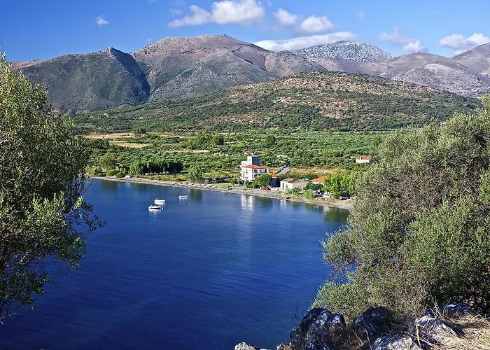 公寓 Akti Kamáres