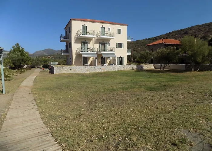 Akti 公寓 Kamáres